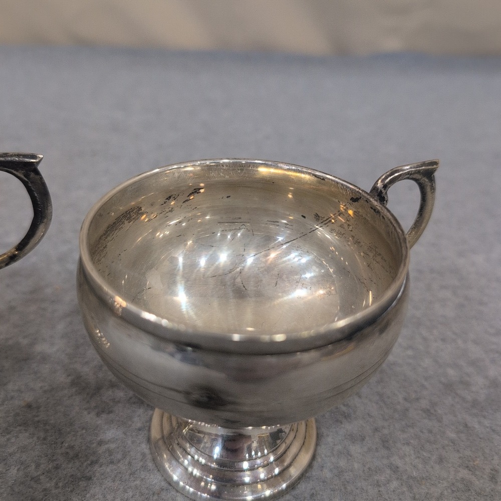 Vintage Silver Tone Pedestal Cups Set of 3 Made in India Ornate Scroll Handle - Picture 4 of 7